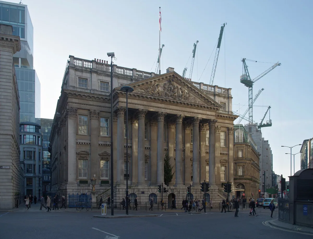 The Portland stone portico of Mansion House at Bank junction, six Corinthian columns under a carved pediment
